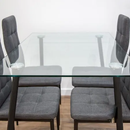 Confort Estudios A Y B Apartment *
