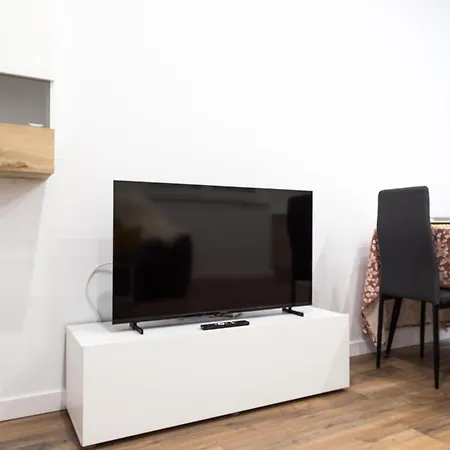 Confort Estudios A Y B Apartment *